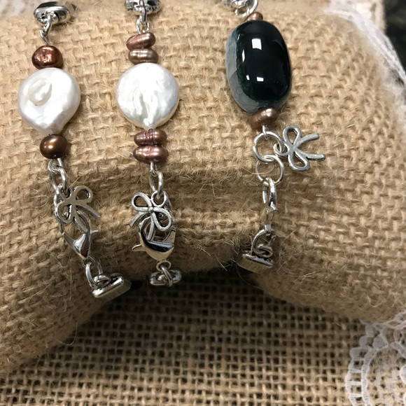 Metallic color leather handmade bracelet - Picture 3 of 7